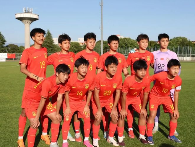 U15国足0-1罗马尼亚!1胜3负收官 获12国邀请赛第8名 遭单刀绝杀